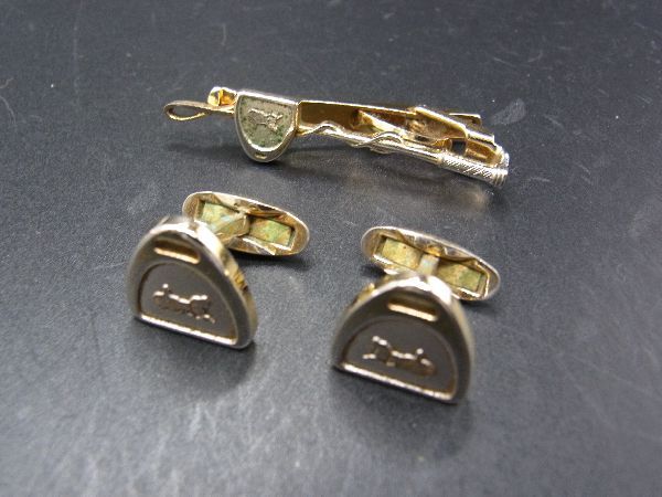 CELINE セリーヌ カフス カフリンクス タイピン アクセサリー 2点セット 紳士 ビジネス メンズ シルバー系×シルバー系 DE2440 冠婚葬祭 結婚式...