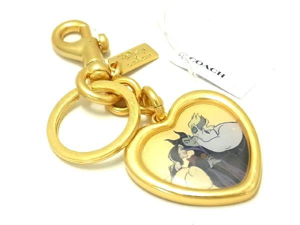 ■新品■未使用■ COACH コーチ CC316 ヴィランズ ハート チャーム キーホルダー キーリング レディース ゴールド系 BC5526