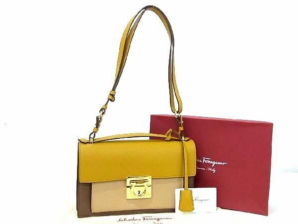 フェラガモ ハンドバッグ（レディース） ■新品同様■ Salvatore Ferragamo フェラガモ AB-21G179 ガンチーニ レザー 2WAY ショルダーバッグ ハンドバッグ イエロー系 AV4983