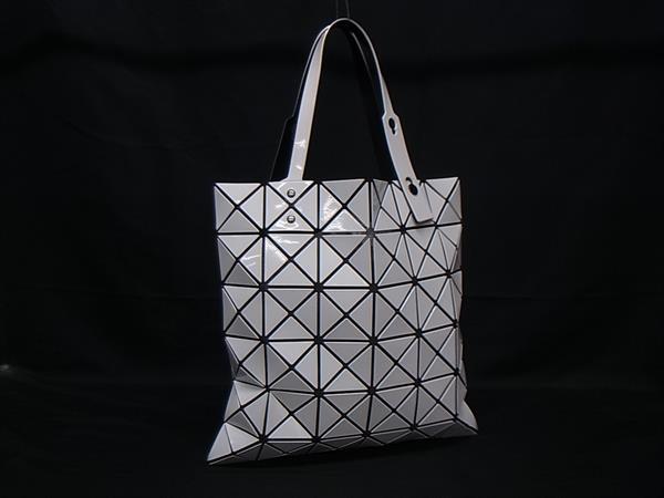 今夜限定価格！【新品未使用】ISSEY MIYAKE BAOBAO トートバッグ ISSEY MIYAKE(イッセイミヤケ) トートバッグ BAOBAO 入荷いたしました