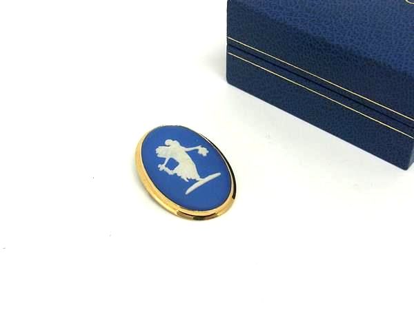 ■美品■ WEDGWOOD ウェッジウッド ジャスパー ピンブローチ ピンバッジ アクセサリー レディース ブルー系×ゴールド系 DH5770