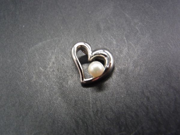 SWAROVSKI スワロフスキー ハート ペンダントトップ ネックレストップ アクセサリー シルバー系 DE3007