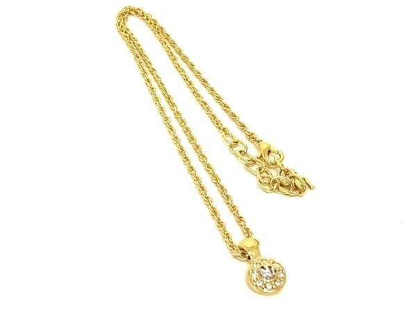 商品情報 ブランド名 NINA RICCI ニナリッチ 状態ランク Aランク(極美品) ライン カラーゴールド系 素材 サイズ(cm) 全長:約43cmトップ W 約0.7cm　H 約1.3cm サイズ(inch) ポケット 付属品画像内にあるものが全てになります シリアル及び刻印 状態擦れ小 □□□　状態ランクについて　□□□ 【N】　新品 【S】　未使用品（展示品など） 【A】　傷汚れが少なく状態の良い商品 【B】　程よい使用感や多少の傷、汚れはあるが程度良好の商品 【C】　使用感の他、目立つ傷や汚れが見れる商品 【D】　かなり大きな痛みがある難あり商品 ※記載させていただきました状態説明・ランクは、あくまで弊社基準にて判断したものとなります。 その為、個人差による主観の差が生じる場合も御座いますので、あらかじめご了承頂いた上で、ご検討下さいませ。 pleasure（株式会社peace）が販売しています。 出品中の商品につきましては全て正規品(本物）でございます。 （古物許可証第305521507463東京都公安委員会）