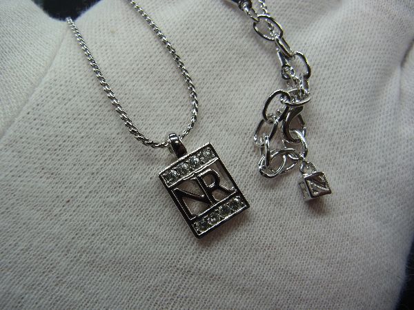 �������ʢ� NINA RICCI �˥ʥ�å� �饤�󥹥ȡ��� �ͥå��쥹 �ڥ����� ���������꡼ ��ǥ����� ����С��� DF0133