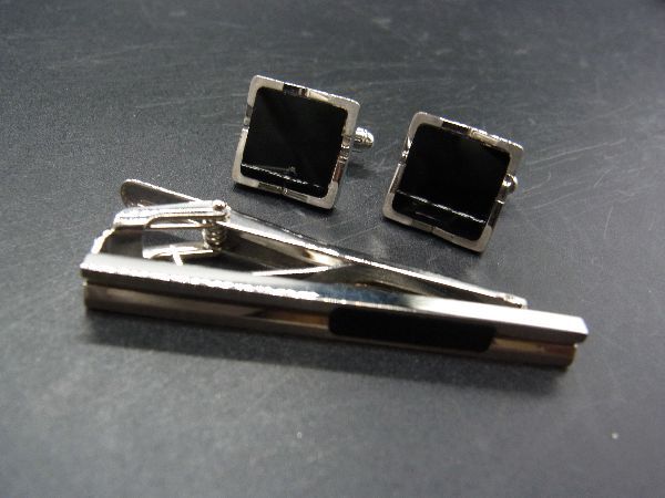 ■美品■ YUMI KATSURA カツラユミ ネクタイピンカフスボタン カフリンクス 2点セット 紳士 メンズ シル..