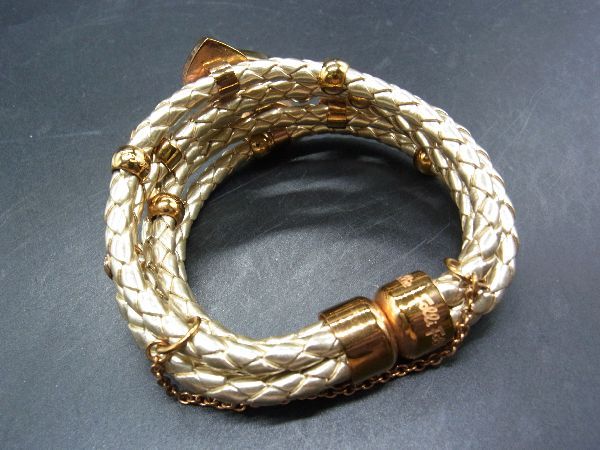 ■美品■ Folli Follie フォリフォリ ハート ラインストーン ブレスレット バングル アクセサリー レディース ゴールド系 DF1220