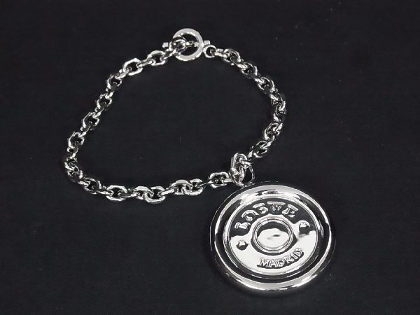 ■極美品■ LOEWE ロエベ コインモチーフ バッグチャーム キーホルダー メンズ レディース シルバー系 DA2287...