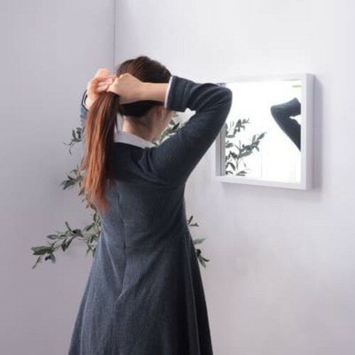 壁掛け 鏡 ミラー 玄関 インテリア 正方形 大きい おしゃれ オシャレ 可愛い 木 固定金具 洗面所 洗面 素材 棚 賃貸 トイレ 木製 穴が目立たない 針 飛散防止