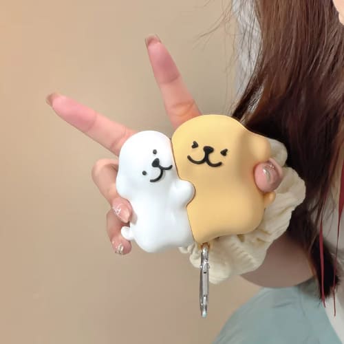 Airpods ケース カバー 犬 動物 アニマル かわいい シリコン 黄色 白 おもしろ カラビナ付き pro 2 3 ワイヤレスイヤホン 韓国 おしゃれ 耐衝撃 Airpods ケース カバー 犬 動物 アニマル かわいい シリコン 黄色 白 おもしろ カラビナ付き pro 2 3 ワイヤレスイヤホン 韓国 おしゃれ 耐衝撃