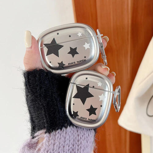Rakuten - AirPods ケース 韓国 カバー メタリック シルバー 星 スター かわいい おしゃれ レトロ Y2K 第2世代 第3世代 第4世代 pro カラビナ付き ストリート系 丸みのある カジュアル ユニセックス 男性 プレゼント ギフト ワイヤレスイヤホン