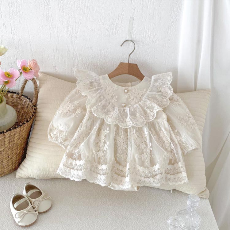 【スーパーSALE！SSP5倍★最大30％OFF】セレモニードレス 女の子 お宮参り 退院着 ロンパース 新生児 赤ちゃん ドレス ベビー服 カバーオール ベビードレス 出産祝い ベビー フォーマル 長袖 おしゃれ 可愛 フリル レース 綿 2