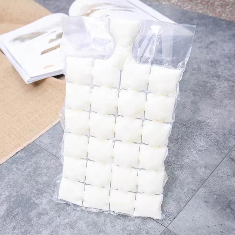 製氷皿 氷 こおり アイスバッグ 50枚入り ファンネル付 使い捨てアイスバッグ 取出...