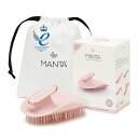 MANTA(マンタ) ヘアブラシ オリジナル ピンク ブラシ レディース メンズブランドMANTA(マンタ)色ピンクモデルMantaRetPink商品説明【商品概要】男女で使用できる、まるで手ぐしのように優しいヘアケアブラシ手や頭の形に合わせて変化する柔軟性と弾力性を持った素材シャンプー時のスカルプケア、トリートメントの塗布、ドライヤーを使いながらのスタイリングなど、髪質も選ばず使用可能力をいれずに髪への過度な刺激を抑えながらスカルプケア・ブラッシングが可能原産国：イギリス【商品説明】【商品詳細】ブランド：MANTA(マンタ)商品種別：ヘアブラシ商品名：MANTA(マンタ) ヘアブラシ オリジナル ピンク ブラシ レディース メンズ製造元：フィッツコーポレーション商品番号：MantaRetPink発売日：2023年10月17日色：ピンク【当店からの連絡】