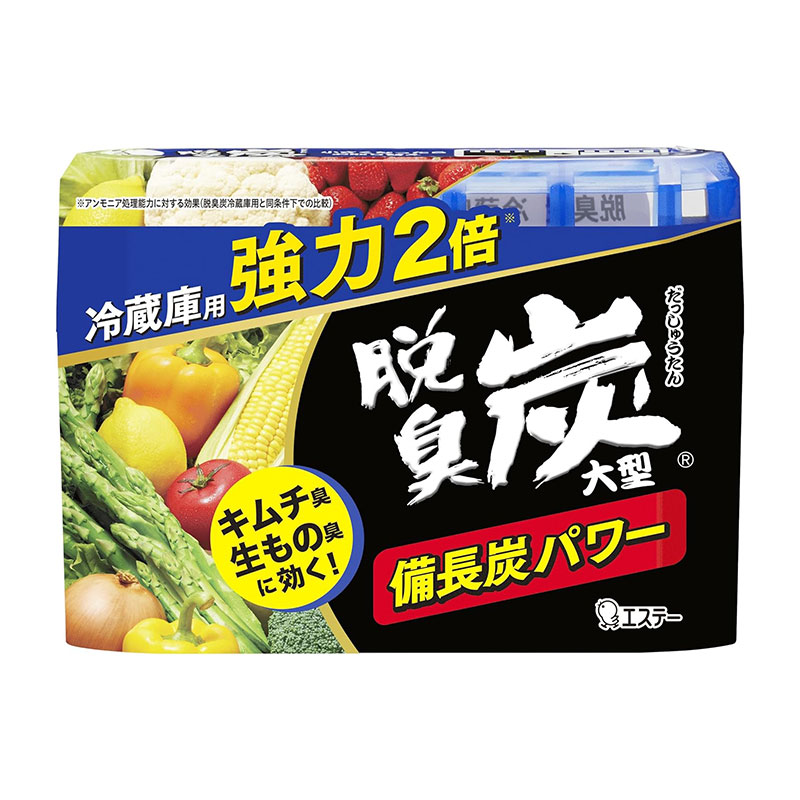 ●冷蔵庫の気になるニオイを備長炭と活性炭の力でしっかり脱臭！ ●ゼリー状の炭が小さくなったらお取り替えです。 ●キムチ・ニンニク・生もののニオイに効く！ ●有効期間 約3〜5ヵ月(庫内環境により異なります)。 以下の環境では有効期間が短くなることがあります。 ・冷気吹き出し口などの風があたる場合 ・開け閉めが多くなる夏期など、庫内温度が高い場合 ・容量の小さい冷蔵庫で使用した場合 【使用方法】 この説明をよく読み、使用期間中はこのパッケージを保管する。 (1)ミシン目にそってフィルムを全てはがす。 (2)キャップをはずし、アルミシールをはがす。 (3)キャップのシールをはがし、元どおりセットする。 ■有効期間 約3〜5ヵ月(庫内環境により異なります) 以下の環境では有効期間が短くなることがあります。 ・冷気吹き出し口などの風があたる場合 ・開け閉めが多くなる夏期など、庫内温度が高い場合 ・容量の小さい冷蔵庫で使用した場合 ■交換時期 ゼリー状の炭が減って小さくなったらお取り替えです。 ※内容成分が白く浮き出ることがあります。 【成分】 備長炭、活性炭、ミネラル系抗菌剤、有機酸、有機酸塩 【注意事項】 ・本品は食べられない。 ・幼児の手の届くところに置かない。 ・直射日光のあたるところや、高温になるところに置かない。 ・用途以外に使用しない。 ・冷凍室では使用しない。 ・開封時に結露水がたまっている場合がありますが、使用上問題ありません。 使用の目安：中・大型冷蔵庫用(450Lまで) 【応急処置】 ・万一、まちがって食べた場合は医師に相談する。 【お問い合わせ先】 エステー株式会社 〒161-8540 東京都新宿区下落合1-4-10 TEL：0120-145-230 受付時間：10:00〜16:00 （土・日・祝日・年末年始・夏季休暇を除く） ・広告文責：東京生活館株式会社 TEL：048-940-1206 ・内容量：240g ※製品の仕様・パッケージ・デザイン等は、予告なしに変更される場合があります。予めご了承ください。
