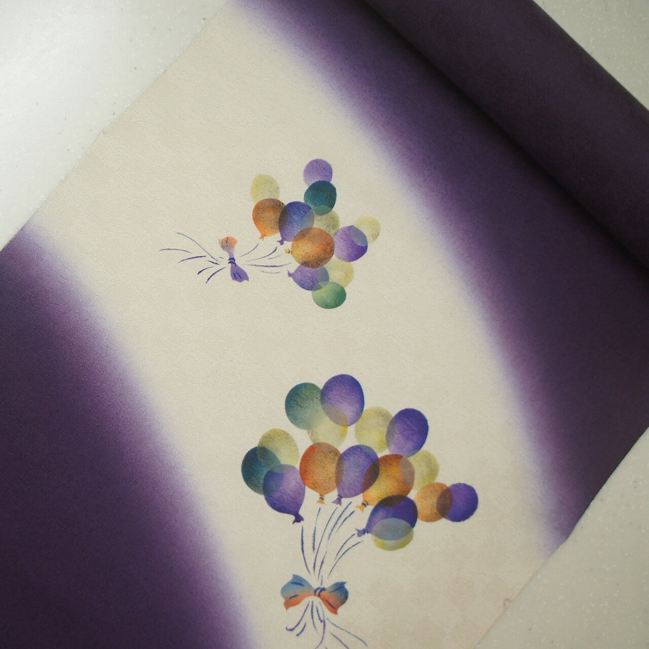 タイムセール 正絹紋意匠タタキ染帯 お仕立て付き 染帯 紫地 風船柄