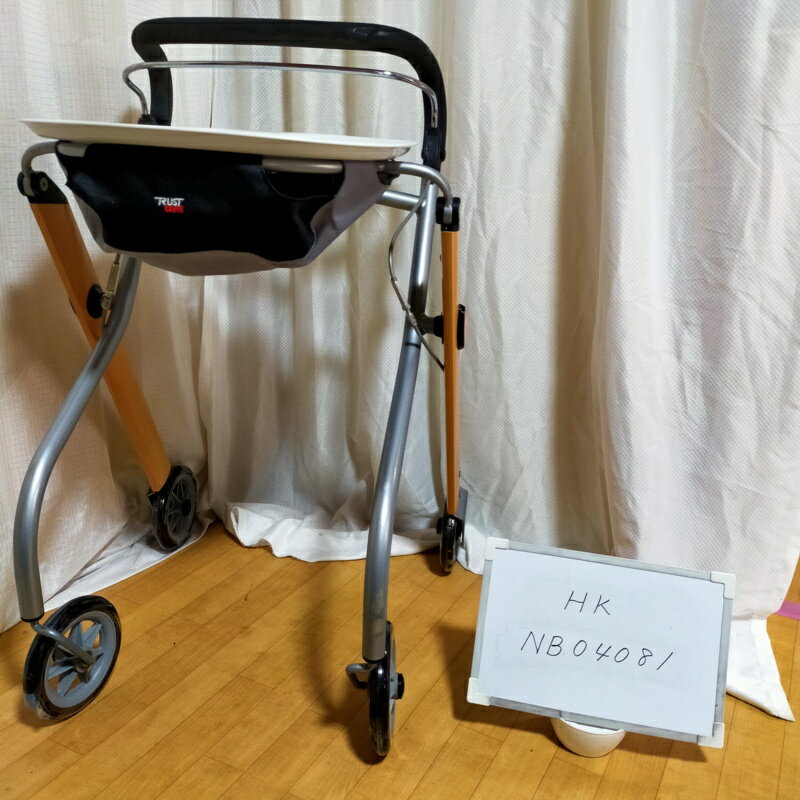 【Bランク 中古 歩行器】竹虎ヒューマンケア レッツゴー (HK-NB04081)【シルバーカー カゴ付 ショッピングカー 歩行車 手押し車 コンパクト折りたたみ スリム 高齢者 介護用品 歩行補助具 シニア 福祉用具】