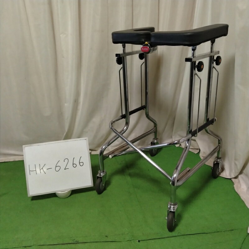 【メーカー】 星光医療器【名称/型式】アルコー1S型【機能/特徴】胴体部分を囲むようにU字型にマットがある馬蹄型は歩行訓練等におすすすめ。・4輪が自在に動き、廊下で回転できる・ワンタッチ折りたたみ式、コンパクト・高さ調整7段階・静音【サイズ】全幅：51cm奥行：63cm高さ：85〜106cm重量：12.5kg【状態】Bランク品《キズや汚れのある中古品》となります。フレーム全体にキズ、サビ。、くすみ【注意】・中古品につき、現物と写真が多少異なる場合があります。（画像は、代表画像です。）・こちらの商品の送料サイズ区分は「200サイズ」です。