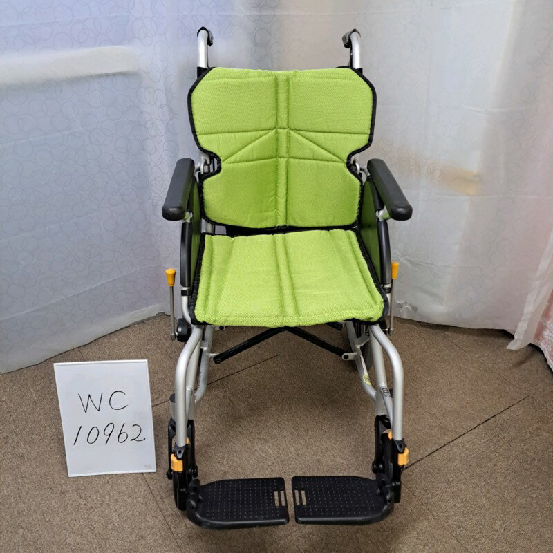 松永製作所　介助式車椅子　ネクストコア　NEXT-21B(WC-10962)