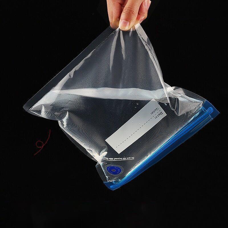 真空保存袋 ポンプ付 30枚セット 脱気密封 食品保存 鮮度長持ち 冷凍保存 低温調理 軽量 操作簡単 持ち運び便利 家庭用 業務用 レンジ対応 ニオイ漏れ防止 再利用可能