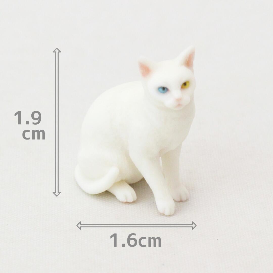 Partner's 133 白猫(寸法：幅1cm×高1.9cm×奥行1.6cm)