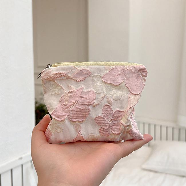 送料無料 サニタリーポーチ レディース ミニポーチ 総柄 ファスナー付き 小さめ 大容量 コンパクト 持ち運び 小物入れ 便利 お出掛け 可愛い