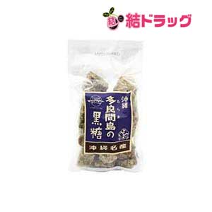 |商品情報おやつやお茶うけとしてぴったり！多良間島産の純黒糖。ミネラルたっぷりなのでスポーツなど疲れた時にもGood！お料理の隠し味にもオススメです。■内容量：380g■原材料：さとうきび■賞味期限：製造日より240日■保存方法：常温保存(直射日光、高温多湿をお避けください。)■製造者：黒糖本舗 垣乃花／沖縄県うるま市■配送方法：常温|【お買い上げ前にお読みください】※パッケージデザイン等が予告なく変更される場合もあります。※商品廃番・メーカー欠品など諸事情によりお届けできない場合がございます。※お取り寄せ商品についてお取り寄せ商品の記載がある場合在庫がある場合は即時発送いたしますが、お取り寄せの場合は5〜10日以上お時間がかかる場合がございます。納期につきましてはお気軽にお問合せください。またお取り寄せ商品のご注文後のキャンセルは出来ません。※商品は店頭販売商品もございますので、照明によりパッケージが色あせしている場合がございます。※宅急便以外の発送方法について、お客様への送料の負担軽減のため、厚みの関係により、パッケージ裏の空洞部分を潰して発送する場合がございます。ギフト用などの場合は発送を宅急便をご指定ください。※こちらの商品は沖縄県より発送いたします。発送元住所：〒903-0801 沖縄県那覇市首里末吉町4-1-2◆上記注意事項をあらかじめご了承いただき、ご購入ください。◆ご不明な点はお気軽にお問合せください。広告文責：(有)みなと薬品　TEL:098-988-9800|banner3/垣乃花)多良間の黒糖 380g