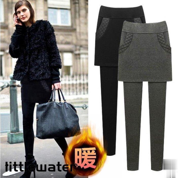 スカート付きレギンス 裏起毛 厚手 パンツ スカートレギンス レギンススカート 裏起毛 大きいサイズ スカート付きパンツ レギンス ボトムス レディース 大きいサイズ レギパンomw12【素 材】ポリエステル、コットン【サイズ】M L XL 2XL 3XL 4XL 5XL【カラー】ブラック、グレー【ご注意】 ※ご覧になっている画面の明るさ等により、実際の商品と多少色味が異なる場合がございます。※サイズ表の数値は目安となりますので、実際の商品と誤差が生じる場合がございます※画面上の色はブラウザやディスプレイの設定等により実物と多少異なる場合がございます。予めご了承の上ご注文下さい。※海外製品の為、縫製が整っていない場合やサイズの個体差がある場合がございますが、不良ではございません。予めご理解の上お買い求め下さい。