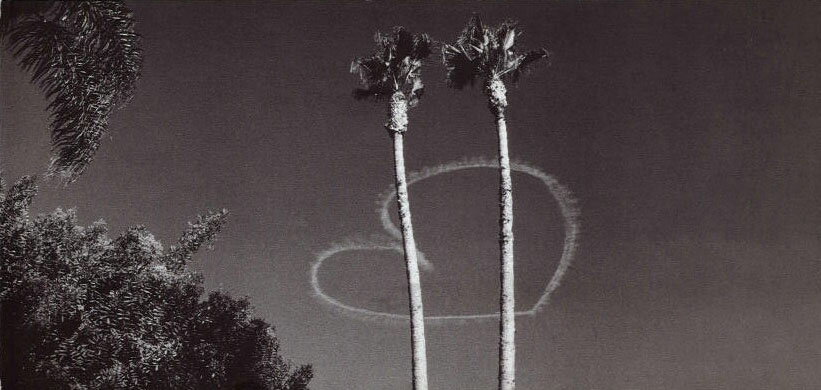 ロングポストカード モノクロ写真「ハートマーク」210×100mm 風景 メッセージカード ヴィンテージ ビン..