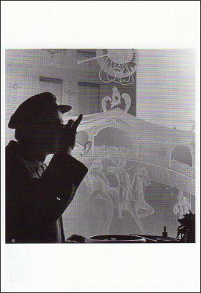 ポストカード モノクロ写真「グラスで飲んでいる男性」105×150mm メッセージカード 郵便はがき ビンテ..