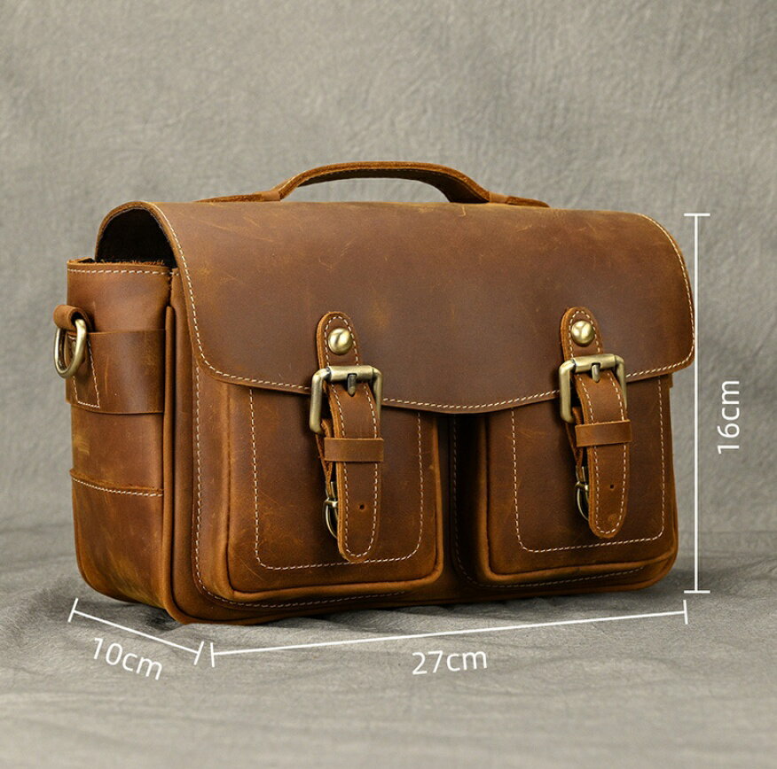 【送料無料】 カメラバッグ 2WAY 防水 クラシカル 本革 レザー ワックスキャンバス なインナーパッド 仕切り 一眼レフ を衝撃から守る 小さめ コンパクト ミラーレス 鞄 ベルト 旅行 通勤 通学