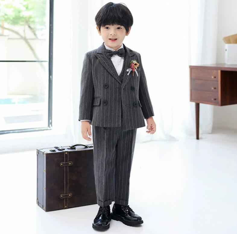 樂天商城 - 子供 スーツ 男の子 スーツ 卒業式 男の子 スーツ フォーマル 入学式 卒園式 キッズスーツ 七五三 子供服 長袖 キッズ スーツ一式 フォーマルウェア セットアップ シャツ付き 卒園式 スーツ 男の子 入園 大きいサイズ 小学生 タキシード 結婚式 発表会 6 点セット