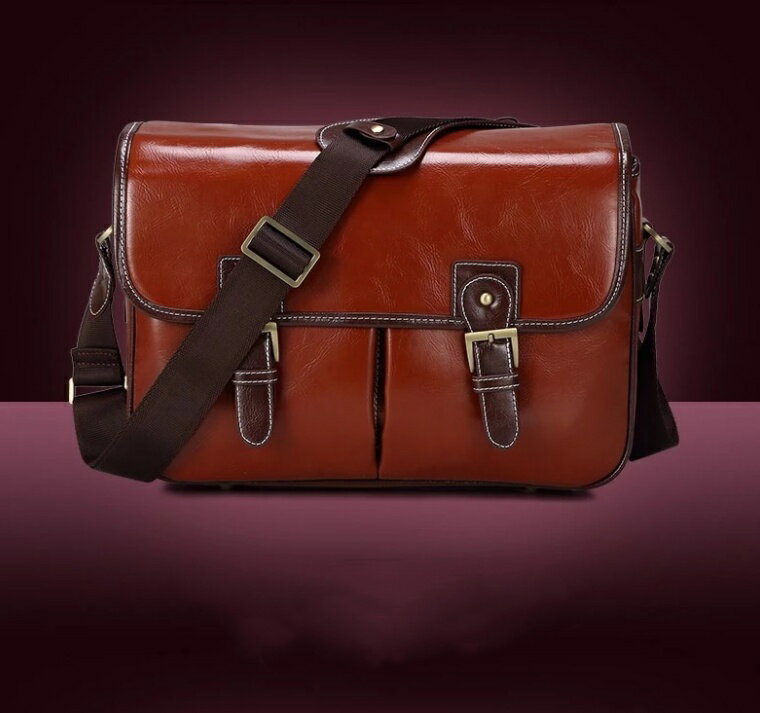 【送料無料】 カメラバッグ 2WAY 防水 クラシカル レザー ワックスキャンバス 取り外し可能なインナーパッド 仕切り 一眼レフ を衝撃から守る 小さめ コンパクト ミラーレス 鞄 ベルト 旅行 通勤 通学