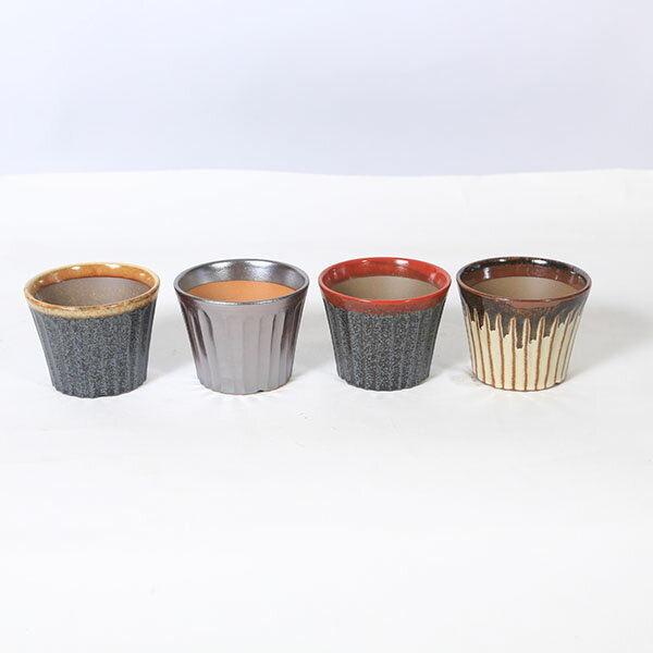 鉢：瀬戸焼ソリ山草削り丸鉢　3号*資材