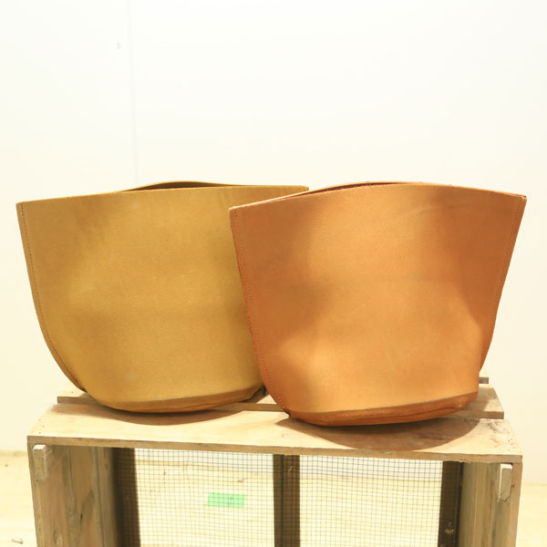 Rakuten - おしゃれ　雑貨　置物　インテリア　オブジェ　鉢カバー：レザーポット*資材