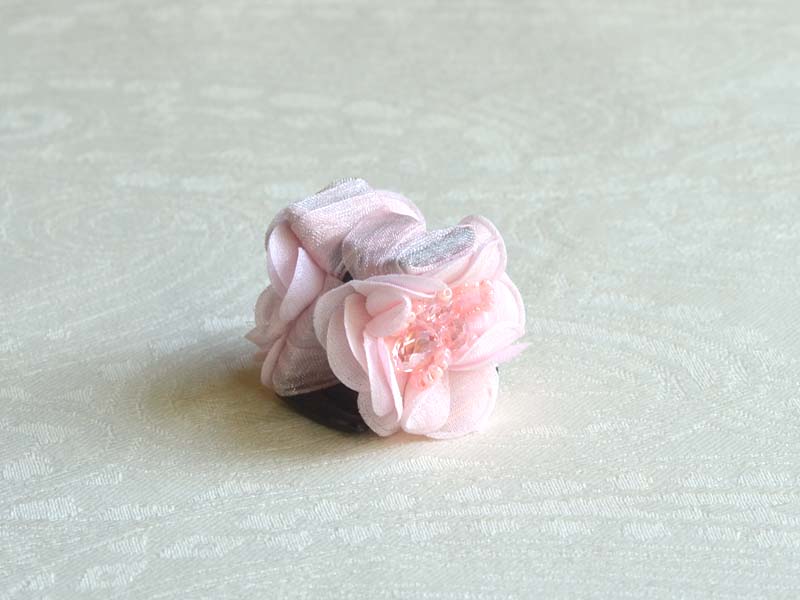 樂天商城 - フラワー ピンク ガラス ビーズ ヘアクリップ ユキコ オオクラ ブランド レディース ジュエリー