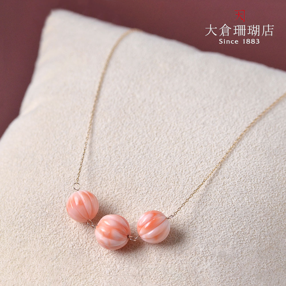 宝石珊瑚 彫り珊瑚 ペンダント スライドボールチェーン