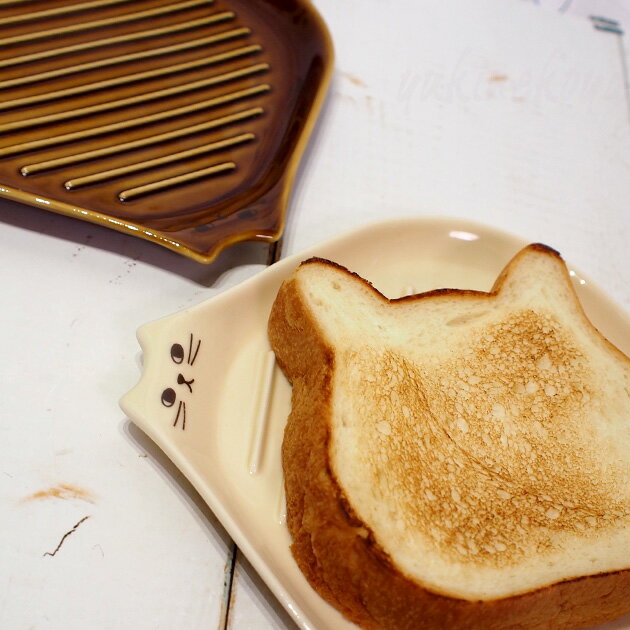 Square Plates - 猫のお皿 かりふわトーストプレート 取り皿 お皿 プレート 食器 うつわ 猫柄 ギフトプレゼント包装無料 猫雑貨 猫 グッズ ネコ 雑貨 ねこ柄 キャット デコレ DECOLE