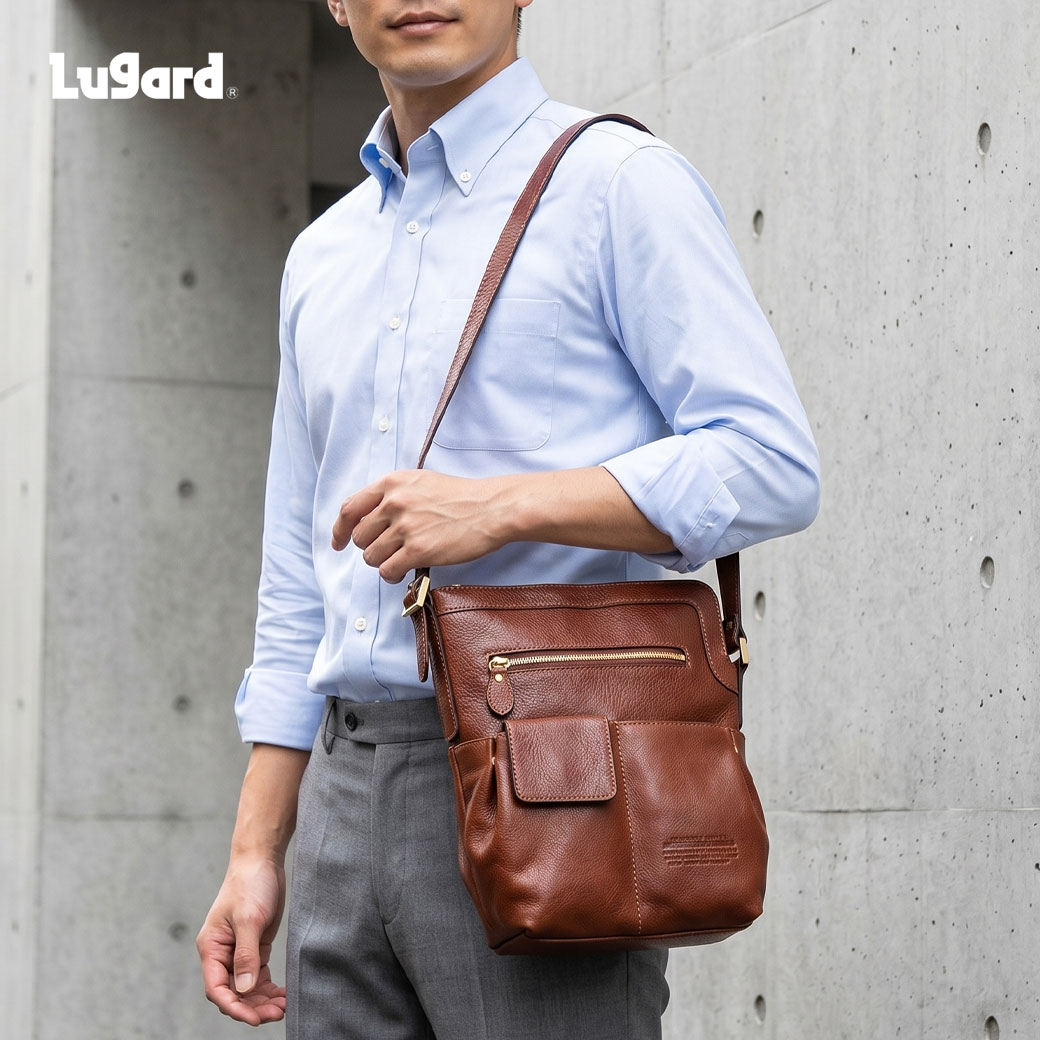 ショルダーバッグ メンズ 青木鞄 Lugard ラガード NEVADA ネヴァダ 本革 ミニショルダー 革 ブランド 斜めがけ バッグ 肩掛け レザー 縦型 日本製 小さめ 通勤 旅行 プレゼント ギフト 40代 50代 5084