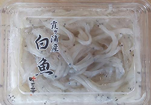 春に大人気の刺身用白魚になります。 国産（霞ヶ浦産）になります。 解凍後料理食材として幅広くお使いください。 臭みもなく人気があります。 単価：1,950円/500g(P)（税別） 受注最小ロット：23,400円/500gx12P（税別） 生(原)産地： 国産 賞味期限： 約半年（冷凍） 解凍方法： 自然解凍 備考： 写真2の賞味期限は気にしないで下さい。随時新しい商品が入荷しています。 原材料、食品添加物： 写真2を参照して下さい。