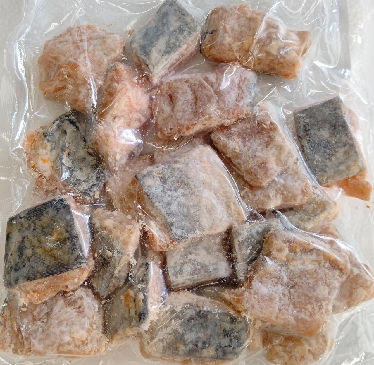 北海道産 サーモンザンギ(唐揚げ)約500g(切約20g前後)×20P(P1,530円税別)冷凍 業務用 ヤヨイ 他にホッケザンギも記載中