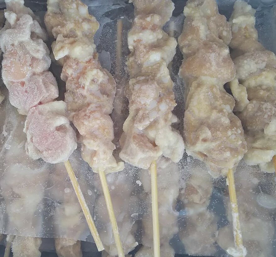 Thigh Meat - ジャンボ焼き鳥 スチームもも串 6箱（箱70g×30本）箱2,850円税別 焼鳥 BBQ イベント用　冷凍　業務用　ヤヨイ