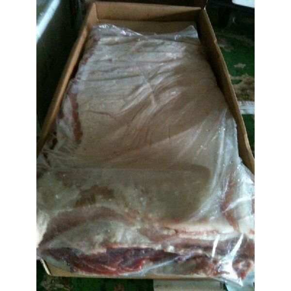 輸入　冷凍豚バラ肉　約16kg（約4kg×4本）kg980円（税別）　業務用　ヤヨイ