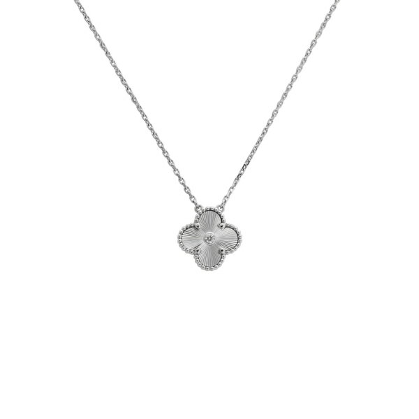 ヴァンクリーフ＆アーペル ヴィンテージアルハンブラ 2020年ホリデー限定 K18ホワイトゴールド ネックレス 中古のサムネイル