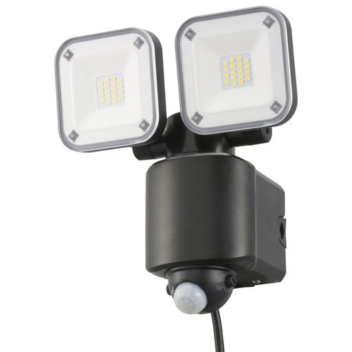 強力な明るさと高速フラッシュで不審者を警告し、セキュリティを向上 【特長】◆強力な明るさ3200ルーメン※当社電池式センサーライト比◆高速フラッシュ点滅で不審者に警告、不審者の存在を周囲に知らせます◆使用シーンに応じて点灯モード切り替えができます・常時点灯モード...常時点灯します・通常点灯モード...人などの動きを検知すると明るく点灯します(点灯時間は約5秒~5分に調節可能)・高速フラッシュモード...人などの動きを検知すると光が速く点滅します・コンビネーションモード(通常点灯モード+高速フラッシュモード)...通常点灯をした30秒後にさらに動きを検知すると、高速フラッシュモードに切り替わります ◆検知範囲は最大約140°、最長約8m◆光源色は昼光色◆保護等級はIP44の防じん防まつ形◆取り付け方法はネジ止め、クランプ止め、ステンレスバンド止めの3通り◆コンセント式