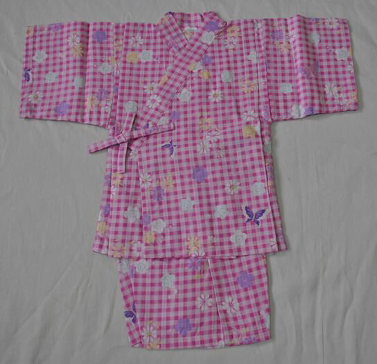 ggyukata14**70サイズ**ピンク系格子に蝶*梅*花＆子供甚平　70サイズ 甚平＆パンツセット 女児 ちびっこ 幼児 女の子 ジュニア キッズ 子供服 夕涼み 夏祭り お祭 盆踊り カジュアル 二部式 花火大会 メール便不可