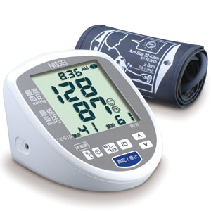 スマートフォンでデータ管理　上腕式デジタル血圧計【代引き手数料無料】【送料無料】