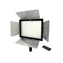 LPL LEDライトプロVLP-9000XD L26981 進化したLEDライトVLP-9000XDが、撮影の可能性を広げる 最高品質の光で作品を輝かせよう