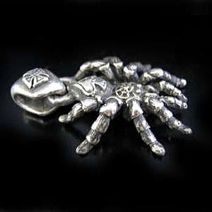 スパイダーTOP スパイダーペンダント メンズアクセ メンズネックレス 男性用ペンダ...
