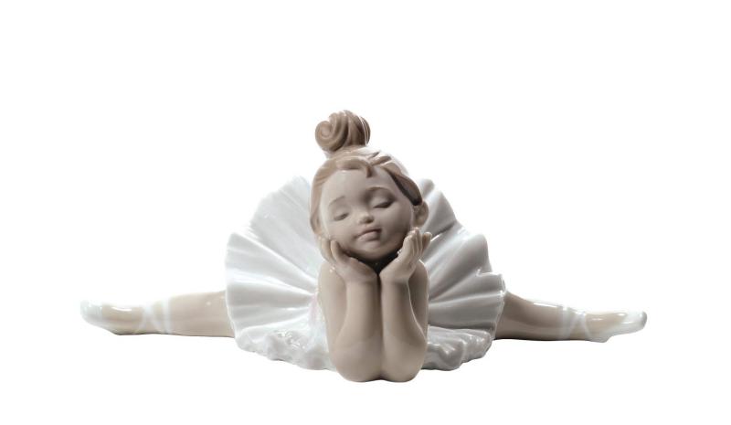 ナオ Nao リヤドロ 人形 木馬でお昼寝 厚く 02001476