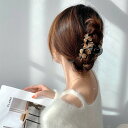 ヘアクリップ バンスクリップ ヘアアクセサリー フラワー トリプル エナメル調 ヘアクリップ ハーフアップ お花 上品 大人可愛い ヘアクリップ レディース オ...